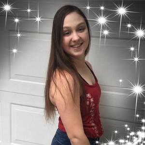 Meet your Posher, Elise